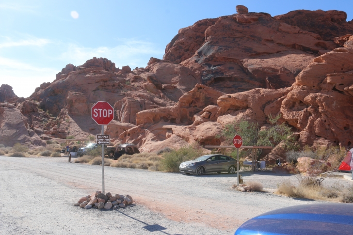 A guide to camping at Atlatl Campground in the Valley of Fire State Park - Nevada.
